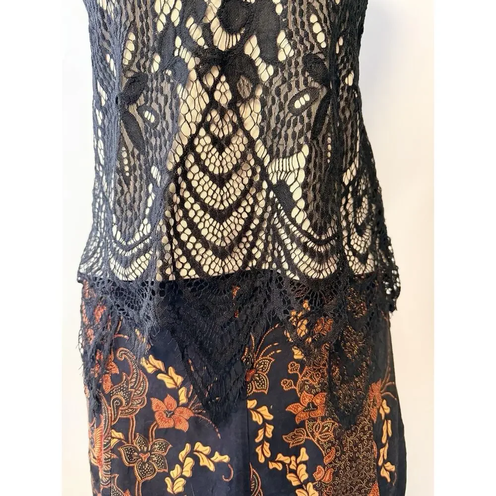 Almost Famous lace bustier